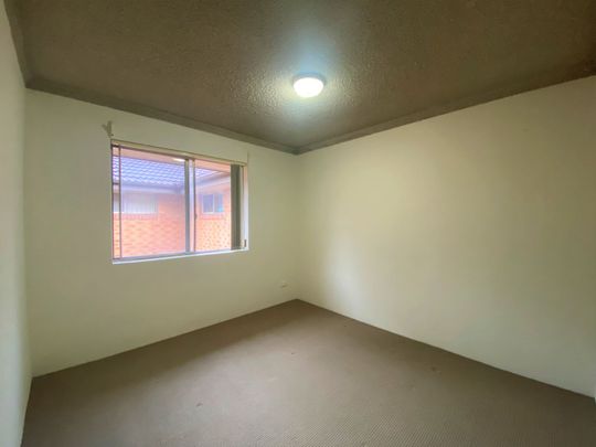 2 Bedroom Apartment&excl;&excl; - Photo 1