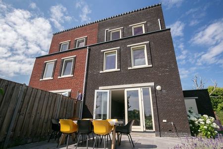 Te huur: Huis Planetensingel 60 in Alphen aan den Rijn - Photo 2