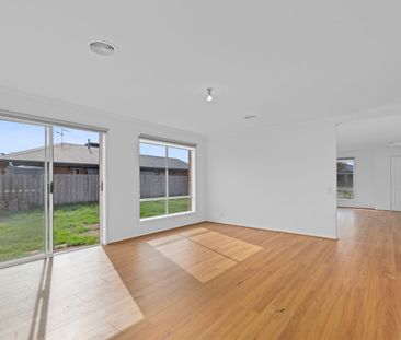 WELCOME TO YOUR NEXT HOME IN LARA - Photo 1