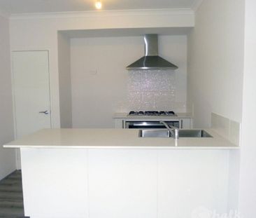 BEAUTIFUL MODERN PROPERTY ! - Photo 6