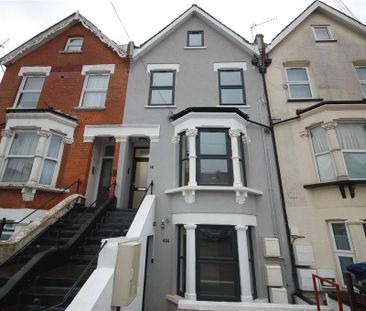 2 bedroom maisonette to rent - Photo 6