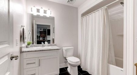 For Lease - 212 Lakeport Road Unit# 112, St. Catharines, Ontario - Photo 4