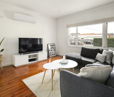 2 Selola Court, FAWKNER - Photo 6