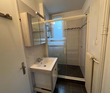 Location Appartement 4 pièces 74m² L HAY LES ROSES 94240 - Photo 6