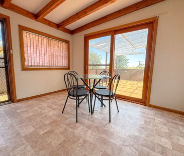 Fully Furnished 3-Bedroom Home - Private, Practical & Ready to Move In - Photo 4