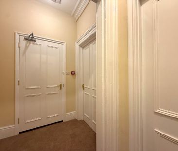 2 bed ground floor flat to rent in New North Road, Exeter - Photo 6