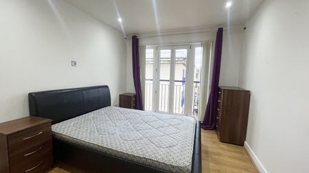 2 bedroom apartment to rent - Photo 3