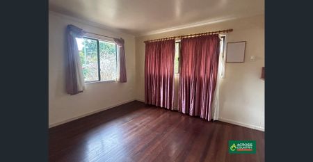 NEAT AS A PIN - Photo 2