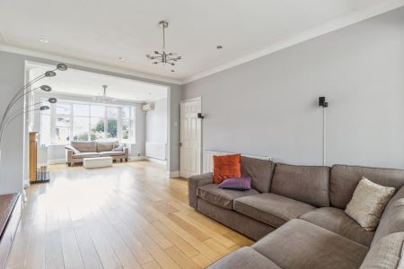 5 bedroom terraced house to rent - Photo 2