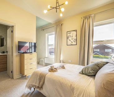 6 bedroom terraced house to rent - Photo 4