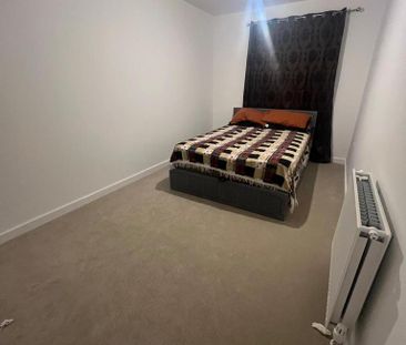 1 bedroom in a house share to rent - Photo 3