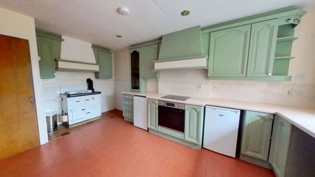 2 bedroom detached bungalow to rent - Photo 5