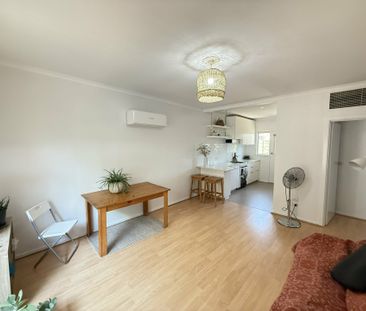 2 BEDROOM, 1 BATHROOM UNIT IN GILLEN - MODERN AND STYLISH - Photo 1