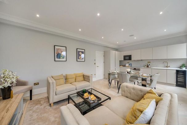 3 bedroom flat to rent - Photo 1