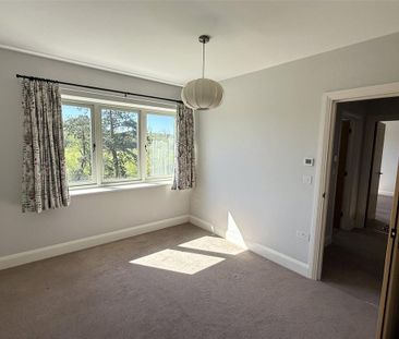 5 bedroom detached house to rent - Photo 3