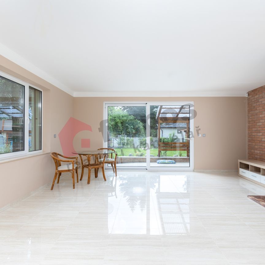 Pronájem rodinného domu 151 m², Opálová 1495, Kamenice - Photo 1