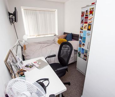 7 bedroom house to rent - Photo 2