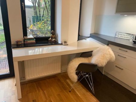 Schöne Wohnung mit Terrasse am Puls der Stadt - Zülpicher Platz - Photo 2