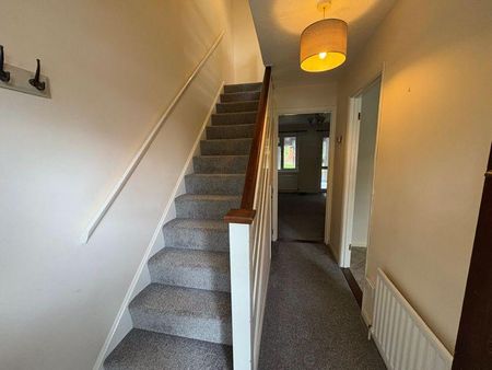 2 bedroom terraced house to rent - Photo 4