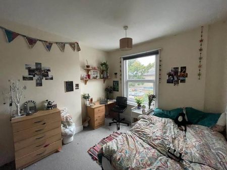 5 bedroom terraced house to rent - Photo 5