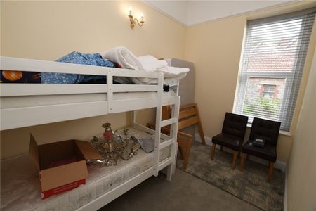 3 Bed Property To Rent - Photo 3