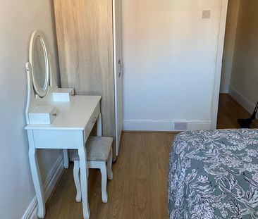 Room in a Shared House, Milner Road, B29 - Photo 3