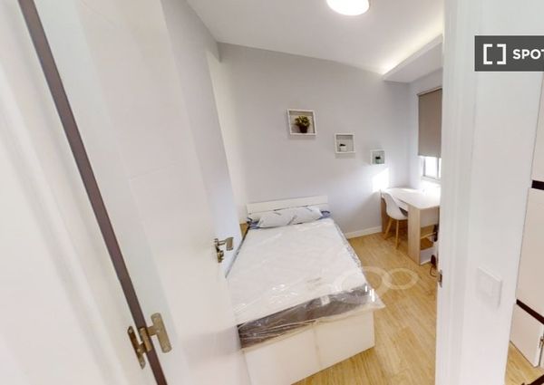 granada, Andalusia 18011