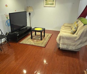 For Lease - 1659 Summergrove Crescent Unit# Basement, Mississauga, ... - Photo 1