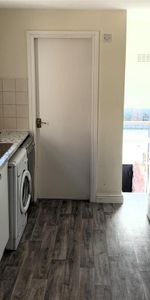 5 bedroom maisonette to rent - Photo 3