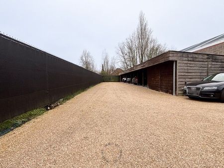 Recent duplex-appartement met carport en fietsenberging - Photo 3