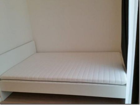 ETTERBEEK : APPARTEMENT MEUBLE 2 CHAMBRES - TERRASSE - PARKING - Etterbeek - Foto 3