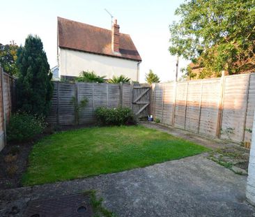 2 bedroom terraced house to rent - Photo 6