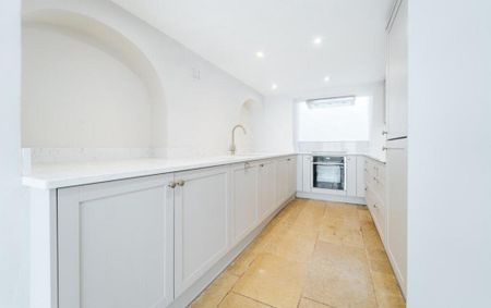 4 bedroom terraced house to rent - Photo 5
