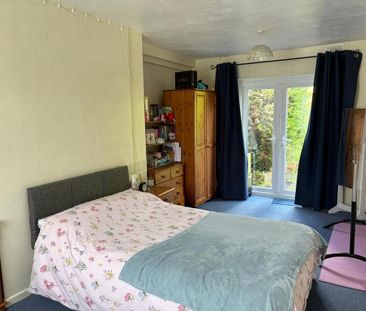 4 bedroom house to rent - Photo 2