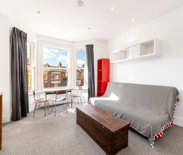 Yewfield Road, London, NW10 - Photo 3