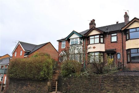 2 bedroom semi-detached house to rent - Photo 5