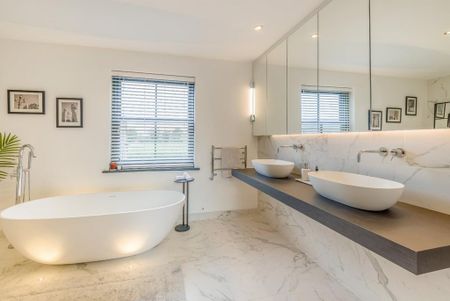 7 bedroom detached house to rent - Photo 5