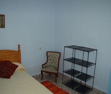 Townhouse For Long Term Rental In Frigiliana - Photo 2