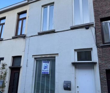 Knusse rijwoning nabij centrum Aalst - Foto 1