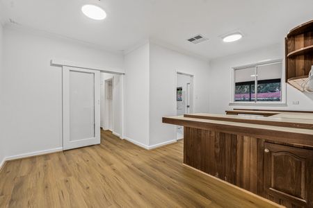 Light-Filled 4-Bedroom Home with Pool in Prime Lathlain - Photo 4