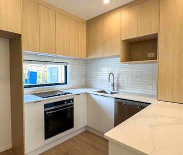 Brand new two bedroom home in Birkdale! - Photo 5