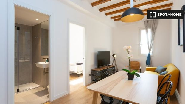 barcelona, Catalonia 08001 - Photo 1