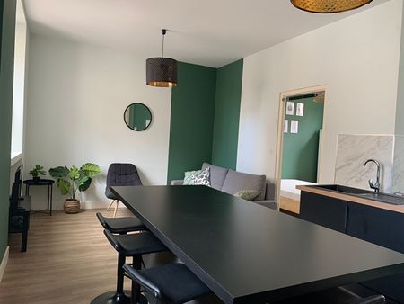 GARE – T2 MEUBLE – 40.05 M² - Photo 2