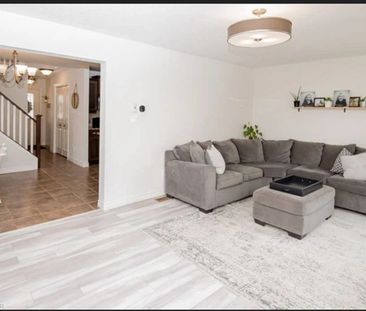 For Lease - 26 Pine Valley Drive, St. Thomas, Ontario - Photo 3