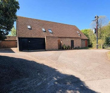 Manor Farm, Risborough Road, Great Kimble, Aylesbury, Buckinghamshi... - Photo 4