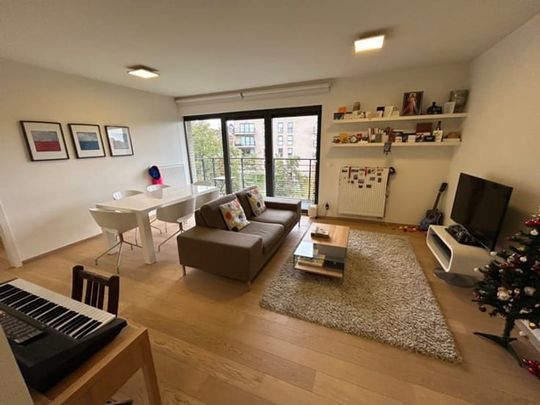 Appartement te huur - Photo 1