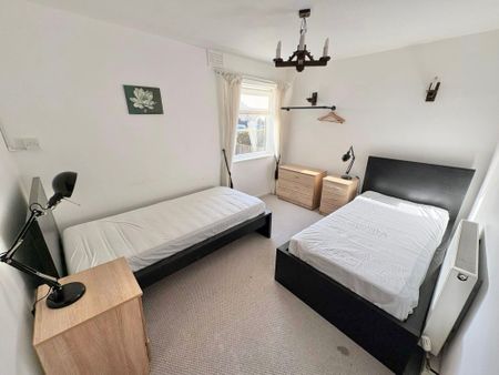 2 bed flat to rent in John Hunter Way, Bootle, L30 - Photo 4