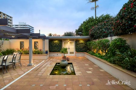 104 Harold Street, Middle Park VIC 3206 - House For Rent | Domain - Photo 5