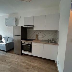 Location Appartement 1 pièce 27m² CAGNES SUR MER 06800 - Photo 2