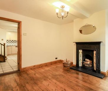 2 bedroom cottage to rent - Photo 1